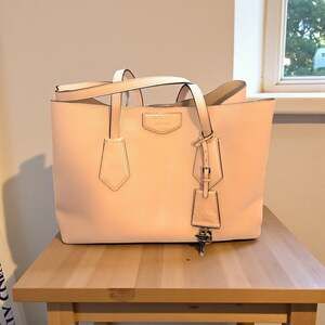 DKNY Sullivan Large Leather North South Tote Bag in Blush Pink